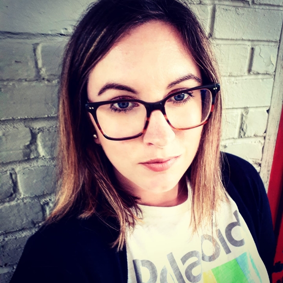 Meet your Posher, Jessica - Picture 1 of 1